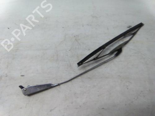 Used Front windshield wiper arm Front windshield wiper arm 19871339 19871339