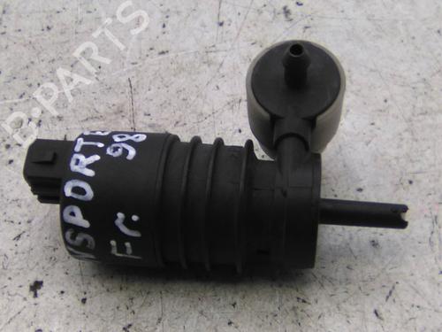 Used Washer pump Washer pump VW TRANSPORTER T4 Platform/Chassis (70E, 70L, 70M, 7DE, 7DL, 7D 2.4 D (78 hp) 23952108 23952108