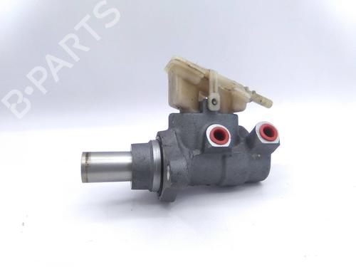 Used Brake master cylinder Brake master cylinder 19871864 19871864