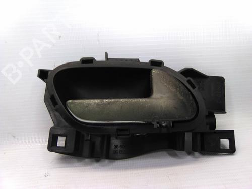 Used Front right interior door handle Front right interior door handle CITROËN C5 III Break (RW_) 1.6 HDi 110 (RW9HZC) (109 hp) 19871904 19871904