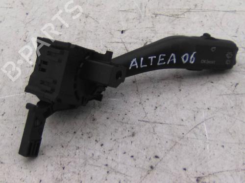 Used Steering column stalk Steering column stalk SEAT ALTEA (5P1) 1.9 TDI (105 hp) 19872087 19872087