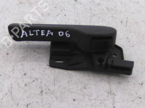 Used Interior handle Interior handle 19872143 19872143