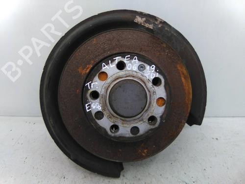 Used Left rear steering knuckle Left rear steering knuckle 19872189 19872189