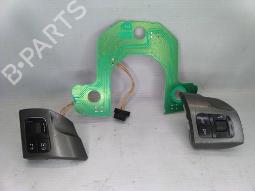Used Steering wheel controls Steering wheel controls 19872906 19872906