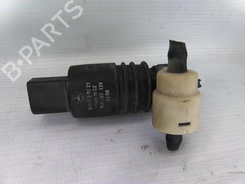 Used Washer pump Washer pump MITSUBISHI COLT VI (Z3_A, Z2_A) 1.1 (Z31A, Z32A) (75 hp) 19874231 19874231