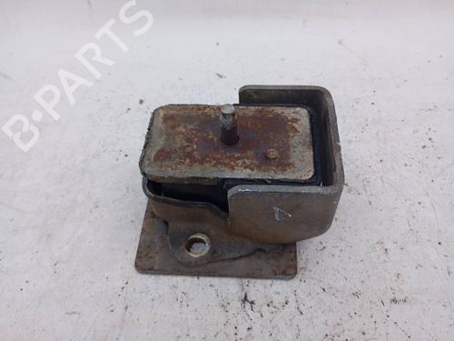 Used Engine mount Engine mount 25724449 25724449