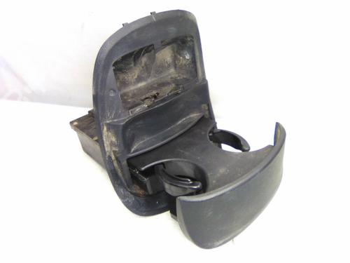Used Cup/Object holder Cup/Object holder KIA SPORTAGE II (JE_, KM_) 2.0 CRDi (140 hp) 19874508 19874508