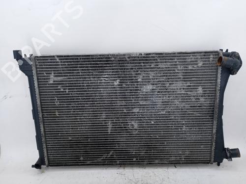 Used Water radiator Water radiator 24410635 24410635