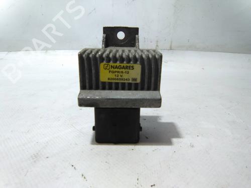 Used Switch Switch RENAULT MEGANE III Coupe (DZ0/1_) 1.5 dCi (DZ09, DZ0D, DZ1F, DZ1G, DZ14, DZ29) (110 hp) 19874916 19874916