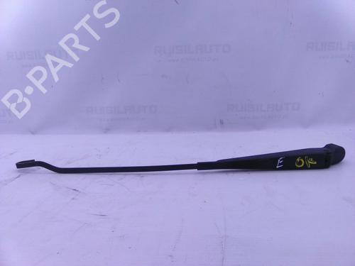 Used Front windshield wiper arm Front windshield wiper arm 19875030 19875030
