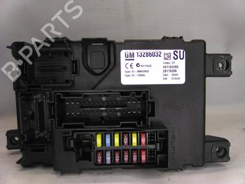 Used Fuse box Fuse box OPEL CORSA D (S07) 1.2 (L08, L68) (80 hp) 19875042 19875042