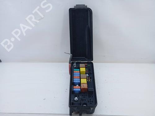 Used Fuse box Fuse box CITROËN C5 II (RC_) [2004-2008] 28800135 28800135