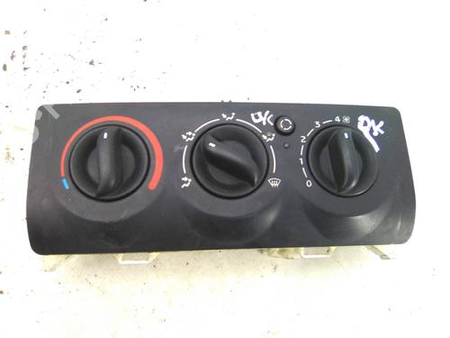 Used Climate control Climate control 19875492 19875492