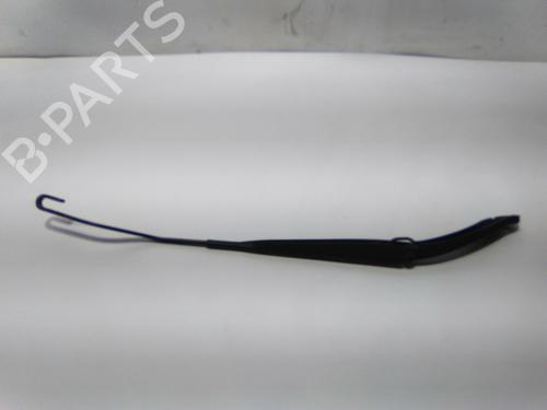 Used Front windshield wiper arm Front windshield wiper arm 19875797 19875797