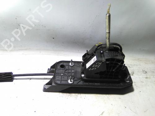 Used Gear lever Gear lever VW EOS (1F7, 1F8) 2.0 TSI (210 hp) 19876493 19876493