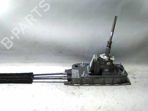 Used Gear lever Gear lever VW PASSAT B7 (362) 2.0 TDI (140 hp) 19876507 19876507