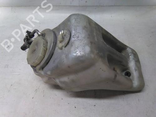 Sprinklertank Sprinklertank MERCEDES-BENZ 124 Saloon (W124) 300 D (124.130) (109 hp) 19876795 19876795