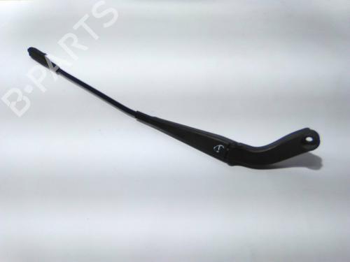 Used Front windshield wiper arm Front windshield wiper arm 19876894 19876894
