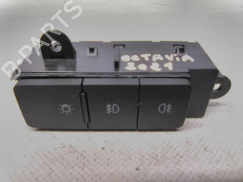 Used Headlight switch Headlight switch SKODA OCTAVIA IV Combi (NX5, PV5) 2.0 TDi (150 hp) 19877005 19877005