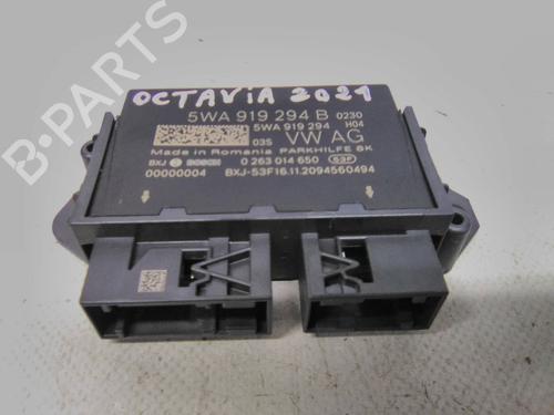 Used Electronic module Electronic module SKODA OCTAVIA IV Combi (NX5, PV5) 2.0 TDi (150 hp) 19877011 19877011