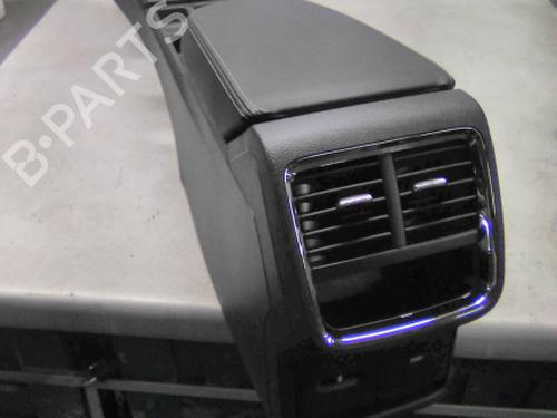 Used Armrest / Center console Armrest / Center console SKODA OCTAVIA IV Combi (NX5, PV5) 2.0 TDi (150 hp) 19877024 19877024