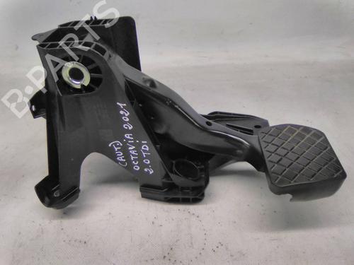 Used Break pedal Break pedal 19877040 19877040