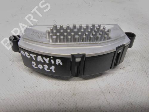 Used Heater resistor Heater resistor SKODA OCTAVIA IV Combi (NX5, PV5) 2.0 TDi (150 hp) 19877073 19877073
