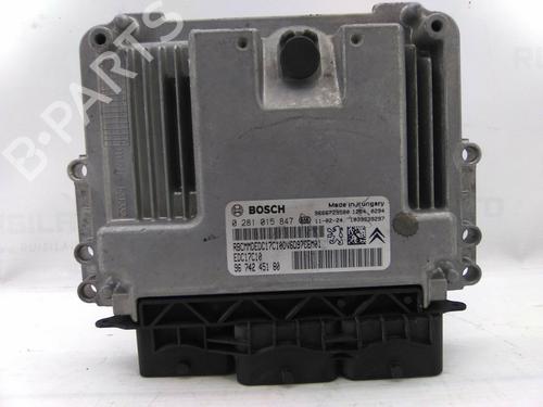 Used Engine control unit (ECU) Engine control unit (ECU) 19808832 19808832