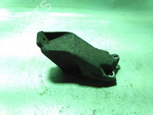 Used Engine mount Engine mount AUDI A4 B5 (8D2) 1.9 TDI (75 hp) 22937123 22937123
