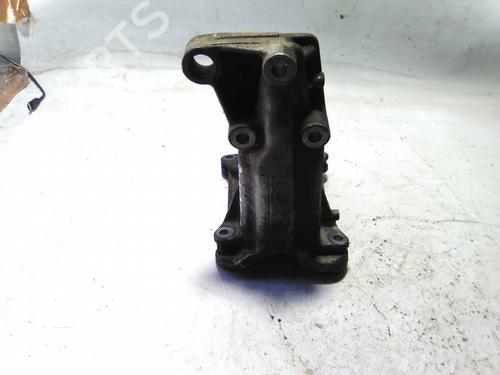 Used Engine mount Engine mount 22937138 22937138