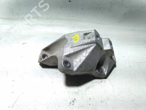 Used Gearbox mount Gearbox mount VW GOLF IV (1J1) 1.9 TDI (90 hp) 22937338 22937338