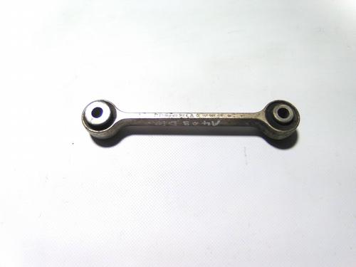 Used Right front suspension arm Right front suspension arm AUDI A4 B8 Avant (8K5) 2.0 TDI (143 hp) 22937696 22937696