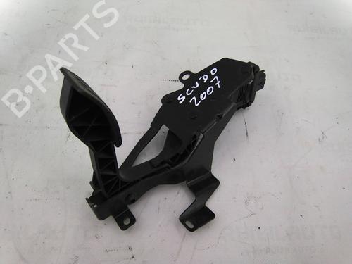 Used Pedal Pedal FIAT SCUDO Bus (270_, 272_) 1.6 D Multijet (90 hp) 19809865 19809865
