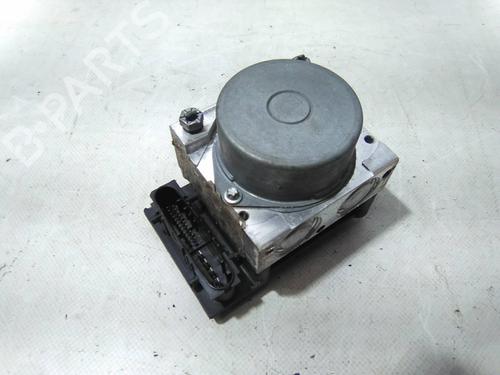 Used ABS pump ABS pump RENAULT KANGOO Express (FW0/1_) 1.5 dCi 105 (FW0F) (103 hp) 19809953 19809953