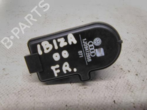 Used Headlight adjuster motor Headlight adjuster motor SEAT IBIZA II (6K1) 1.0 (45 hp) 19810012 19810012