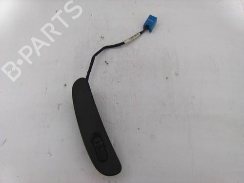 Used Right front window switch Right front window switch OPEL VECTRA B Estate (J96) 2.0 DTI 16V (F35) (101 hp) 19810130 19810130