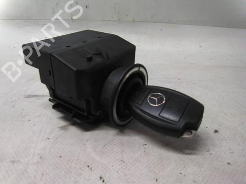 Used Ignition barrel Ignition barrel MERCEDES-BENZ E-CLASS T-Model (S211) E 220 T CDI (211.206) (150 hp) 19812251 19812251