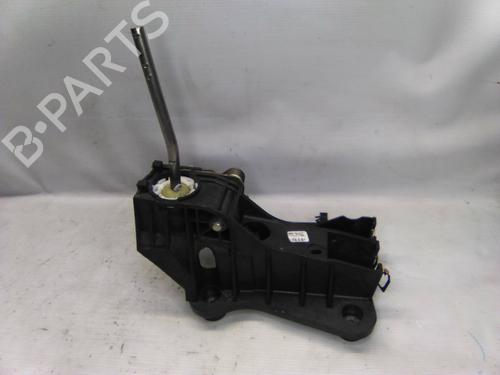 Selector da caixa Selector da caixa CITROËN C4 I (LC_) 1.6 HDi (109 hp) 19812715 19812715