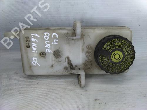 Used Brake fluid reservoir Brake fluid reservoir CITROËN C4 I (LC_) 1.6 HDi (109 hp) 19812730 19812730