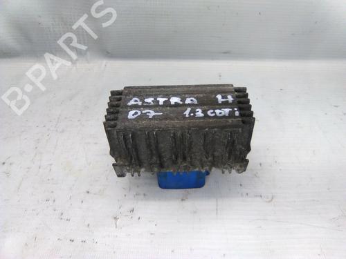 Used Electronic module Electronic module OPEL ASTRA H (A04) 1.3 CDTI (L48) (90 hp) 19812821 19812821