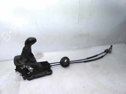 Used Gear lever Gear lever PEUGEOT 208 I (CA_, CC_) 1.4 HDi (68 hp) 19813132 19813132