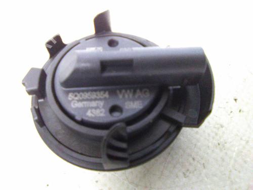 Used Electronic module Electronic module VW GOLF VII Variant (BA5, BV5) 1.6 TDI (105 hp) 19813241 19813241