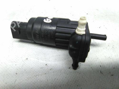 Used Washer pump Washer pump VW GOLF VII Variant (BA5, BV5) 1.6 TDI (105 hp) 19813290 19813290