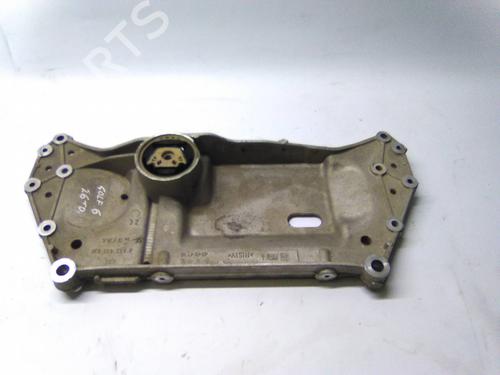 Used Engine mount Engine mount VW GOLF VI (5K1) 2.0 TDI (110 hp) 22944125 22944125