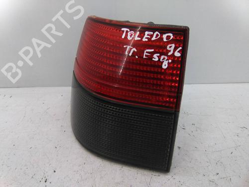 Used Left taillight Left taillight 19813724 19813724