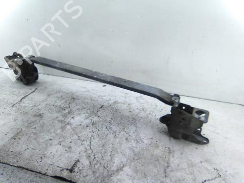 Used Front bumper reinforcement Front bumper reinforcement 29480236 29480236