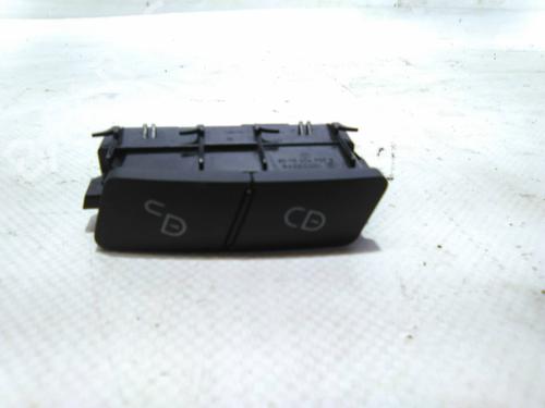 Used Switch Switch MERCEDES-BENZ CLA Coupe (C117) CLA 250 4-matic (117.346) (211 hp) 19814332 19814332