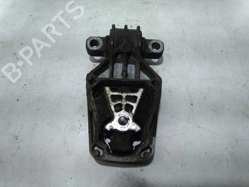 Used Engine mount Engine mount MERCEDES-BENZ CLA Coupe (C117) CLA 250 4-matic (117.346) (211 hp) 19814402 19814402