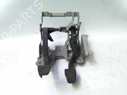 Used Pedal Pedal AUDI A4 B8 Avant (8K5) 2.0 TDI (143 hp) 22944414 22944414