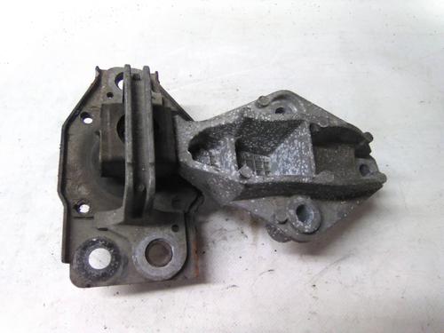 Used Engine mount Engine mount 19814696 19814696